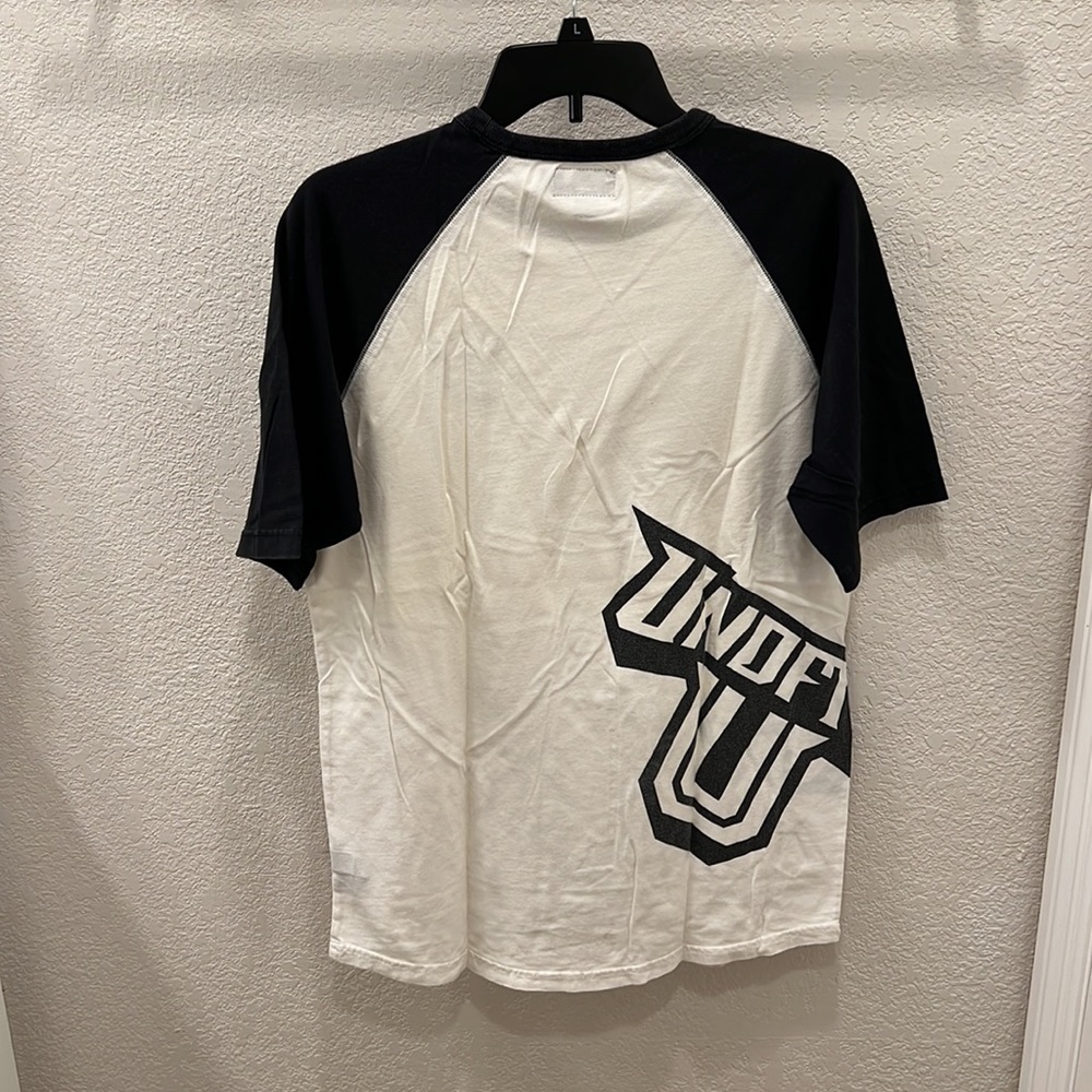 Undefeated baseball T Shirt - size Medium - Picture 5 of 7